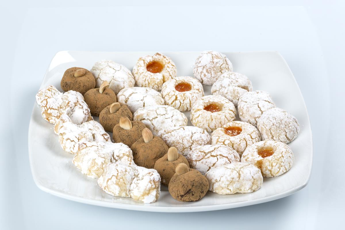 Dolci Di Natale Siciliani Con Mandorle.I Biscotti Della Pasticceria Di Dolci D Autore